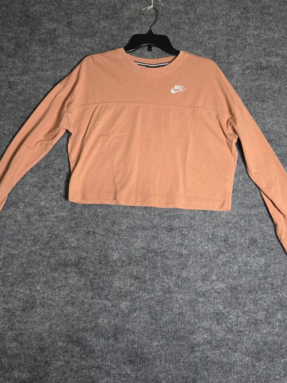 Nike Womens Orange T-Shirt Long Sleeve Crew Neck Crop Size S